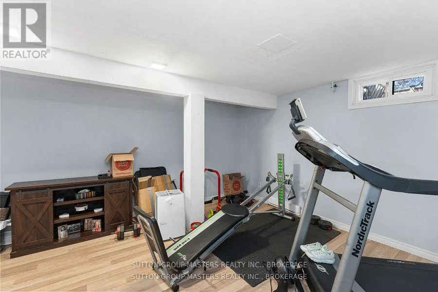 28 - 19 MACPHERSON AVENUE W, #28