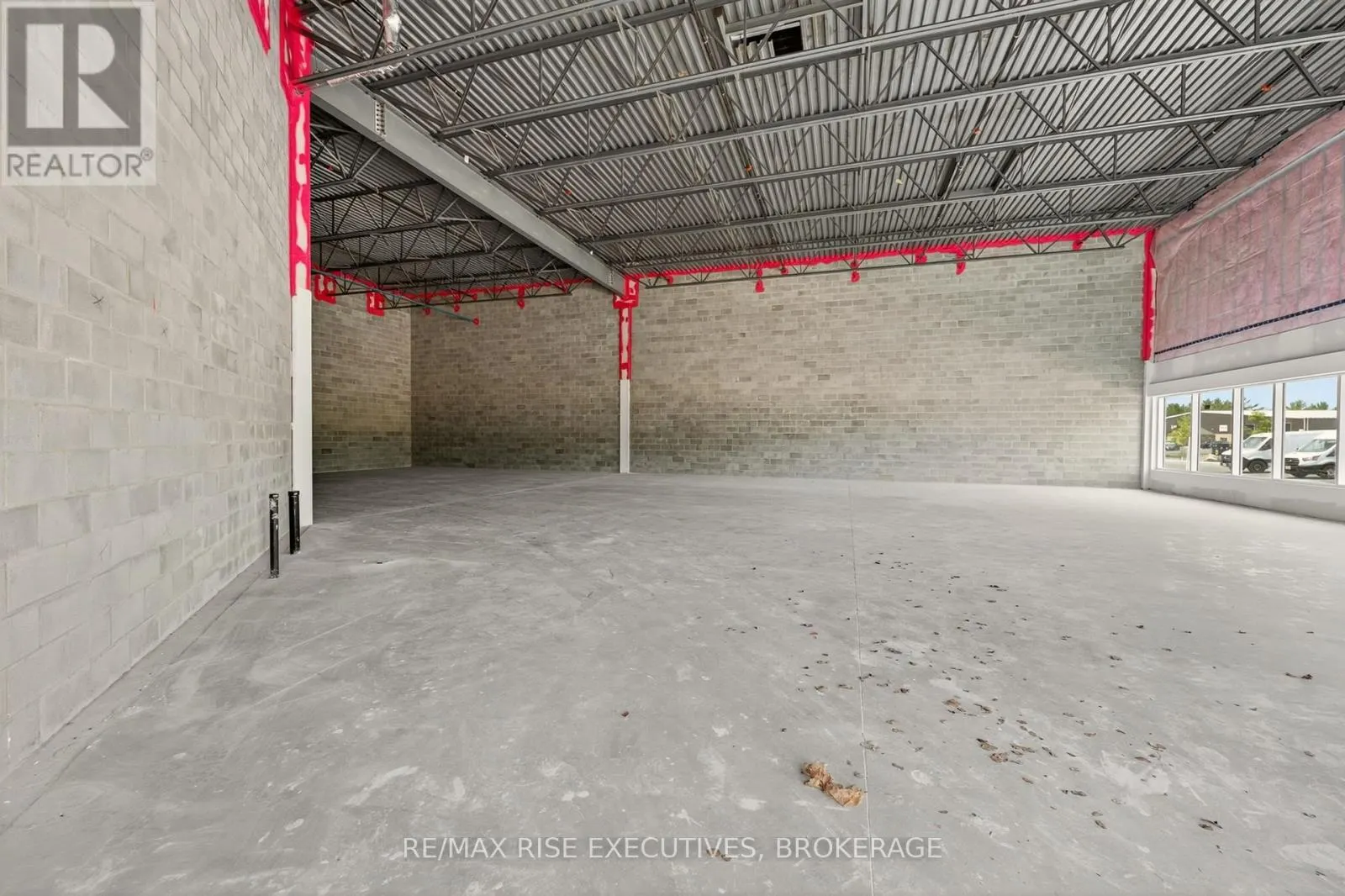 11 - 1325 CENTENNIAL DRIVE N, #11