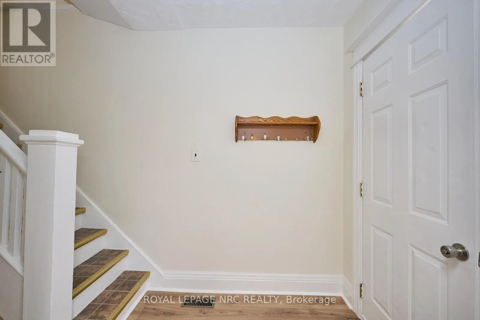 9 ASHER STREET