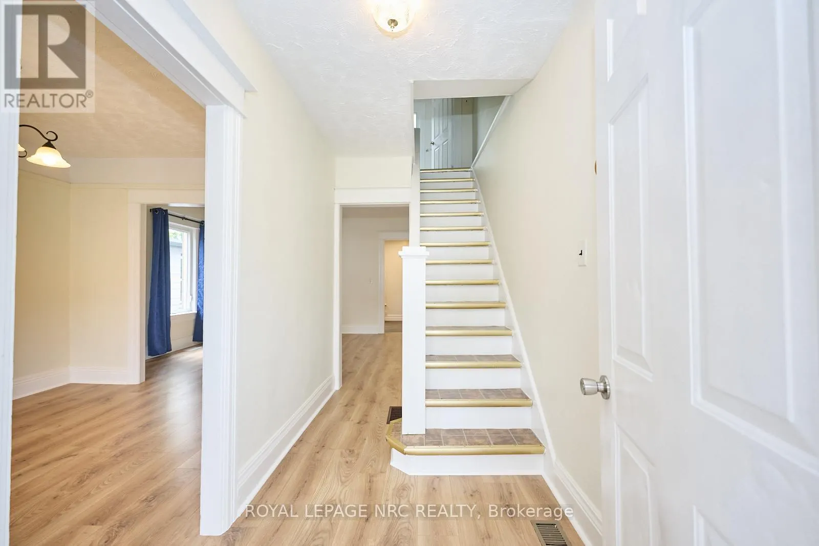 9 ASHER STREET
