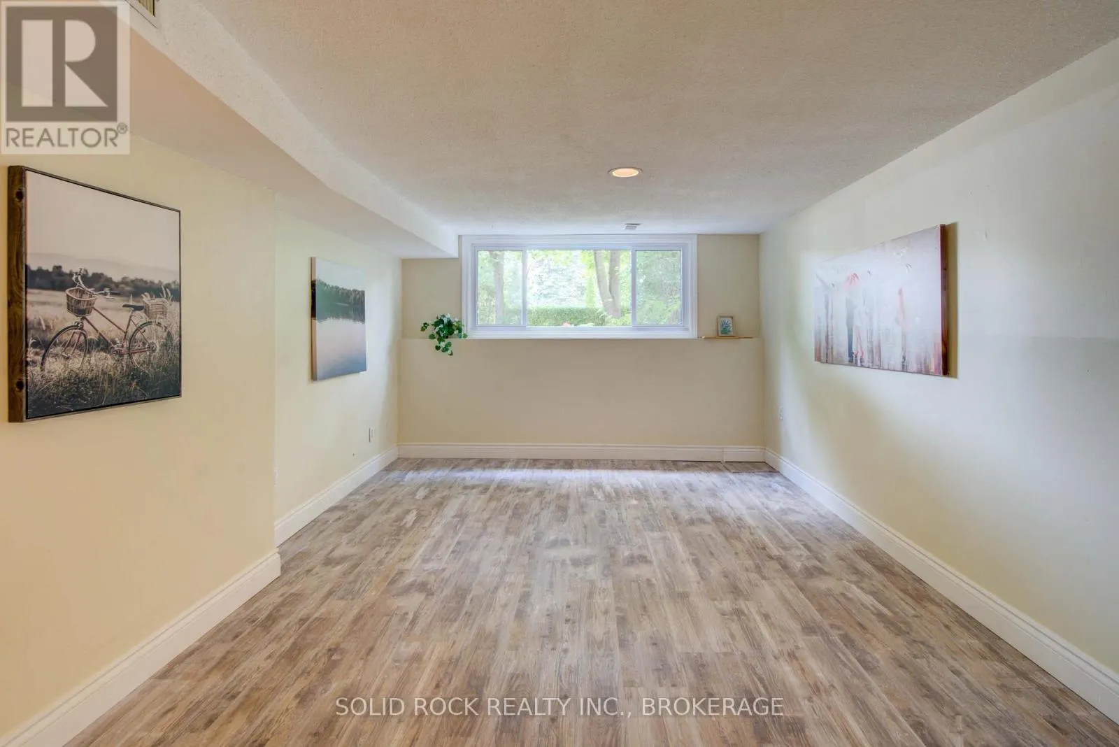 760 GROUSE CRESCENT