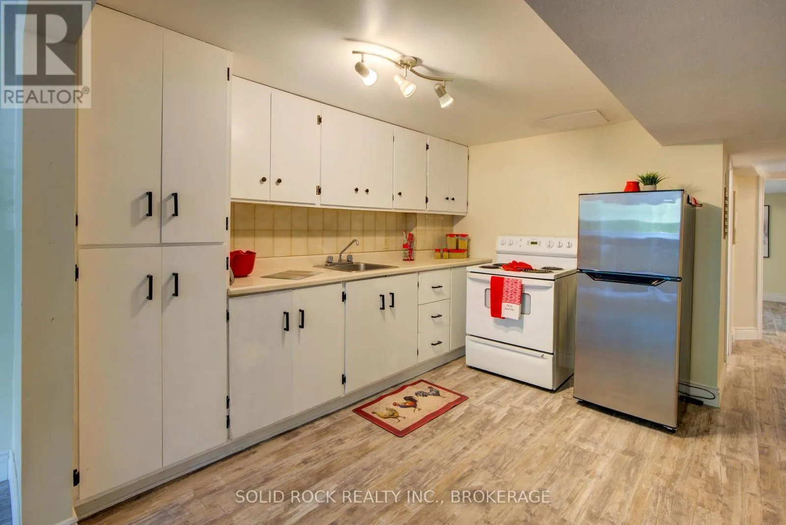 760 GROUSE CRESCENT