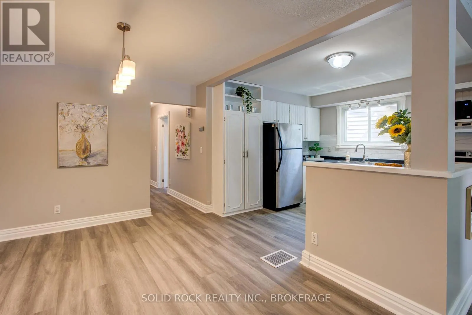 760 GROUSE CRESCENT