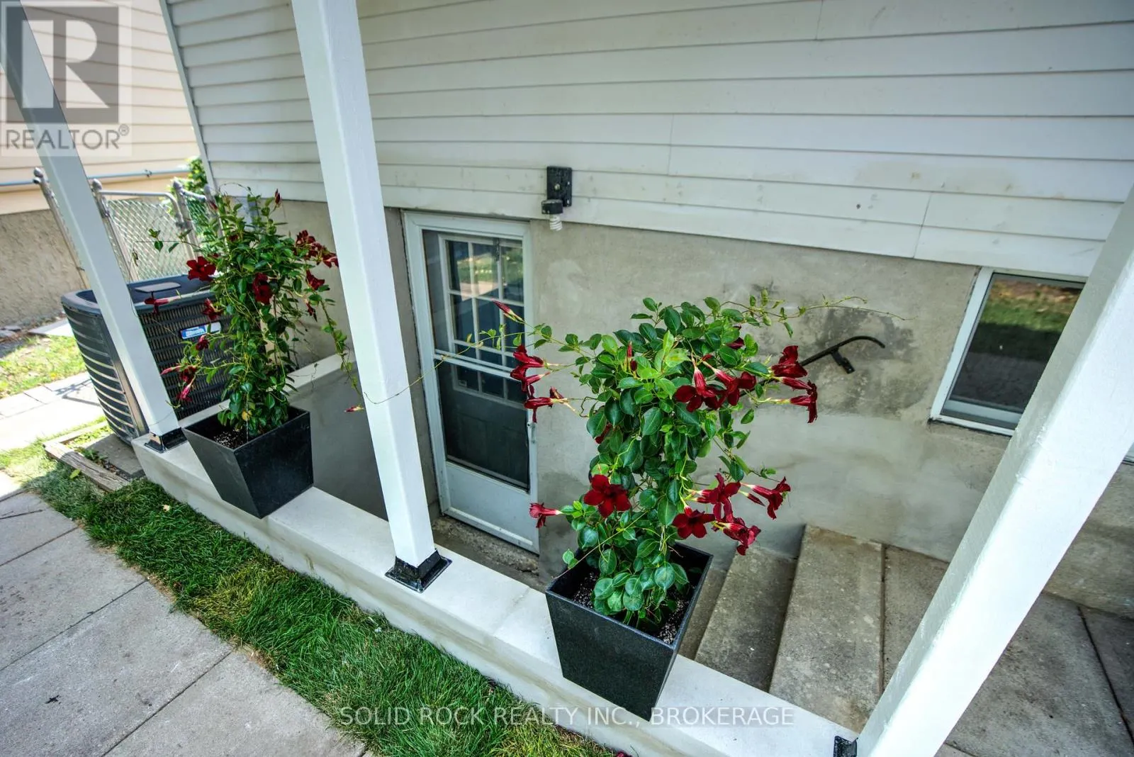 760 GROUSE CRESCENT