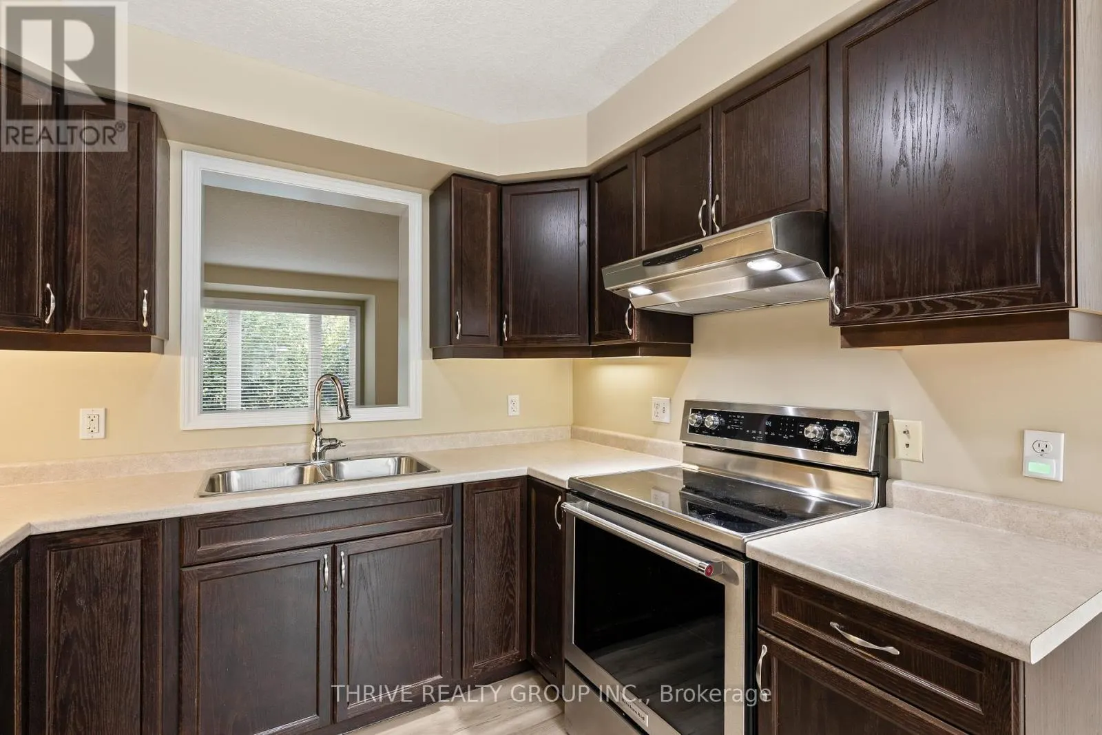 9 - 1625 PURSER STREET, #9