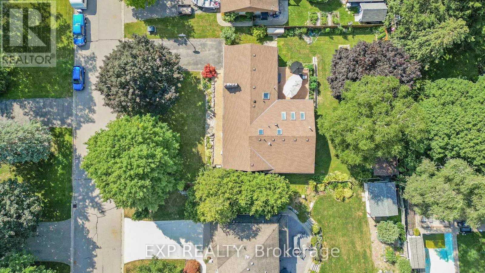 15 HAWTHORNE ROAD