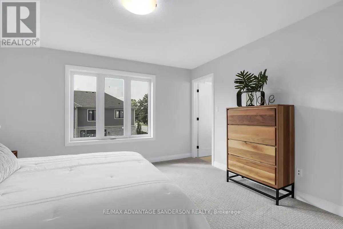 124 - 93 STONEFIELD LANE, #124