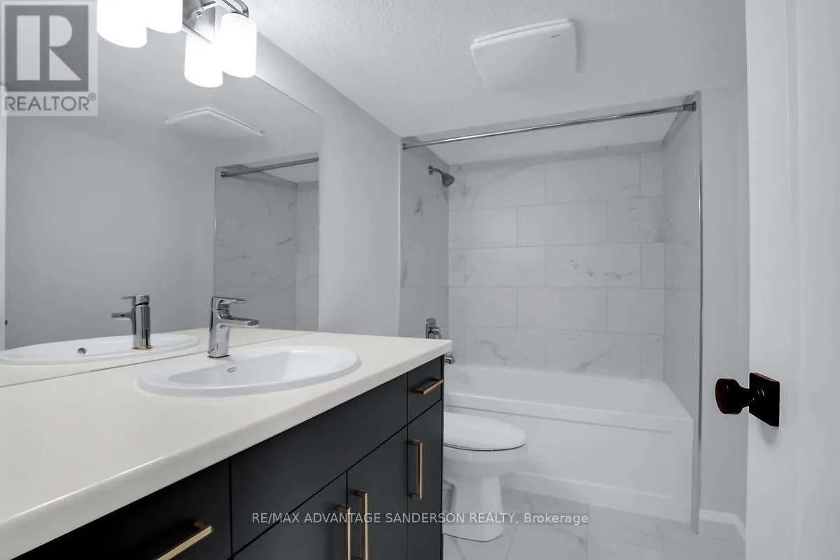 124 - 93 STONEFIELD LANE, #124