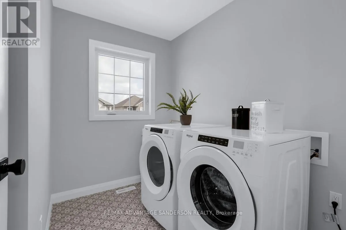 124 - 93 STONEFIELD LANE, #124