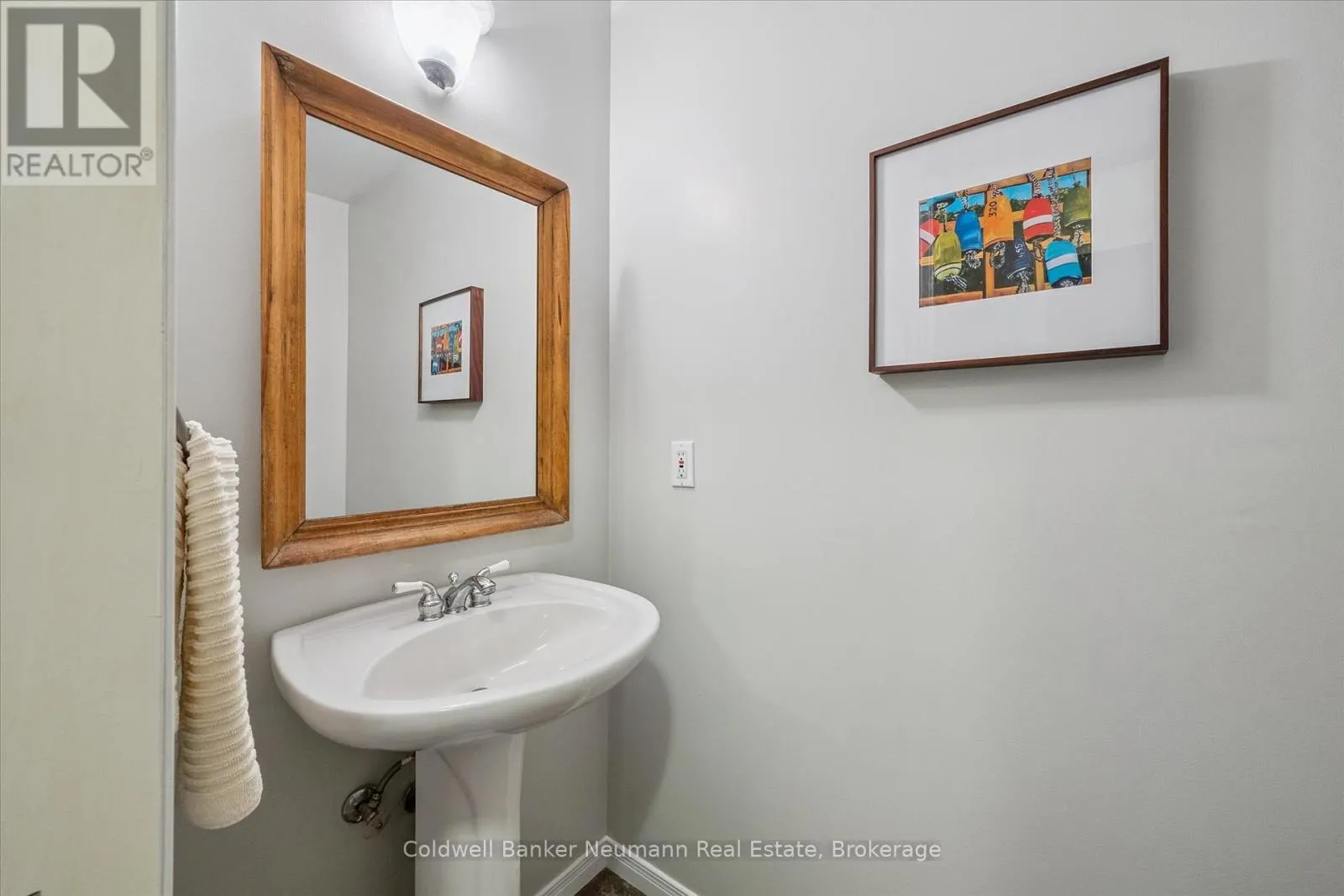 17 - 784 GORDON STREET, #17