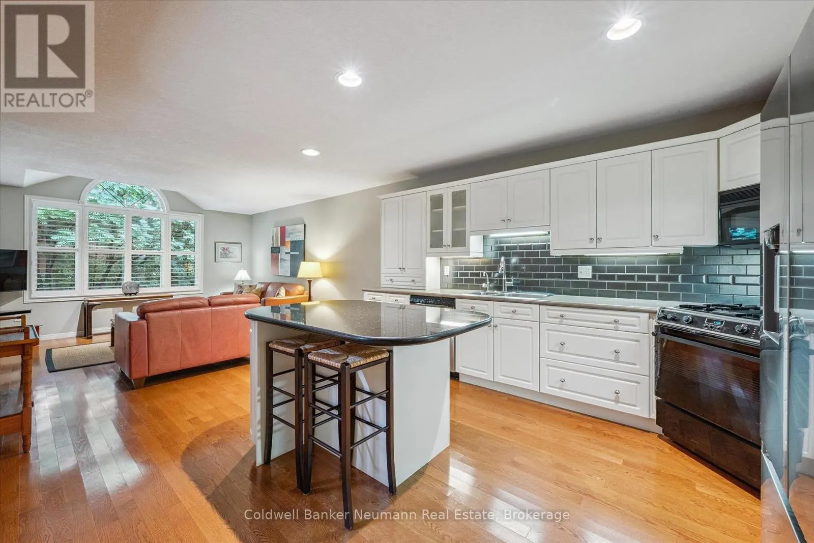 17 - 784 GORDON STREET, #17