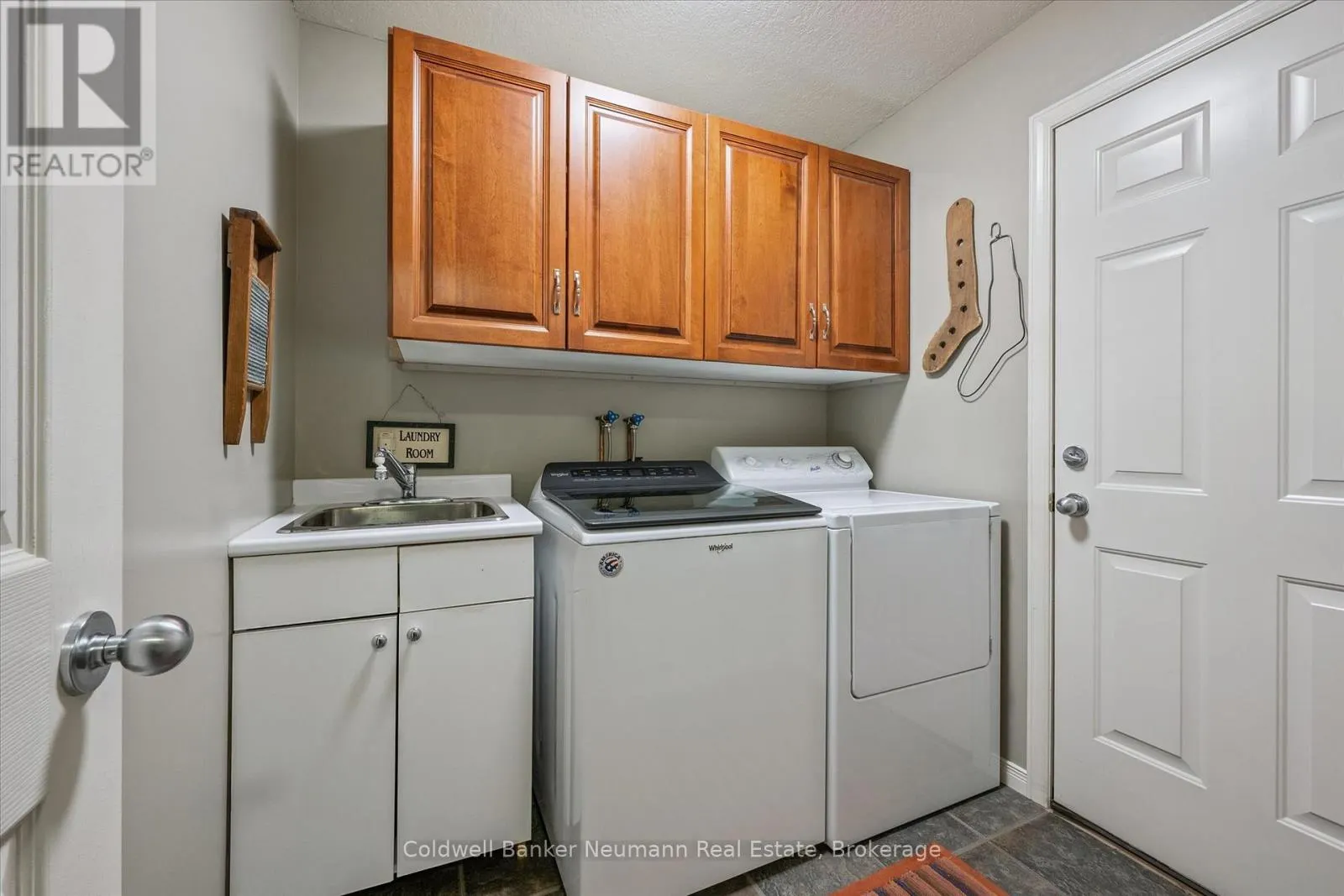 17 - 784 GORDON STREET, #17