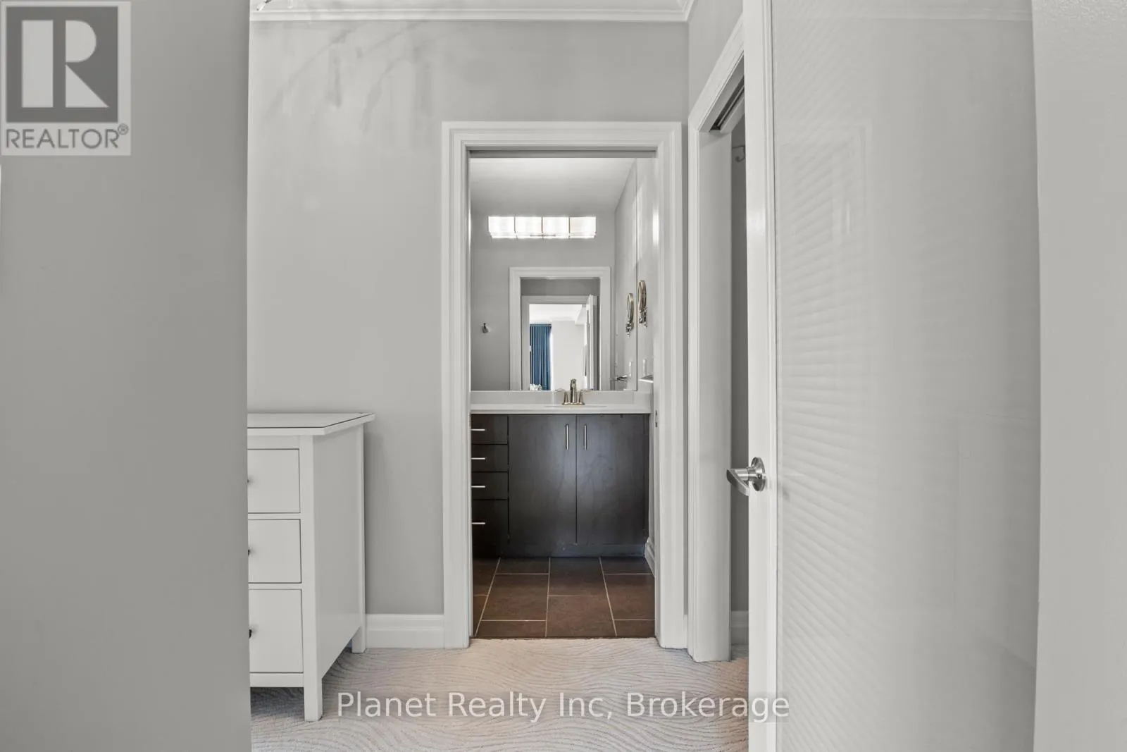 1607 - 160 MACDONELL STREET, #1607