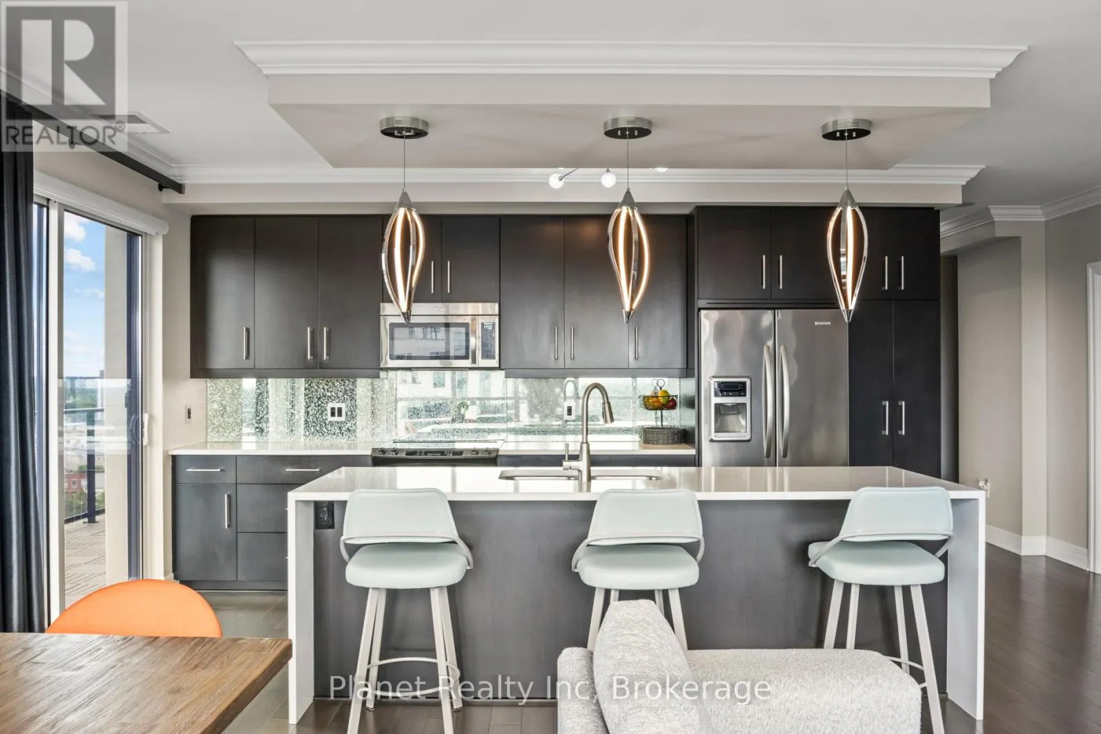1607 - 160 MACDONELL STREET, #1607