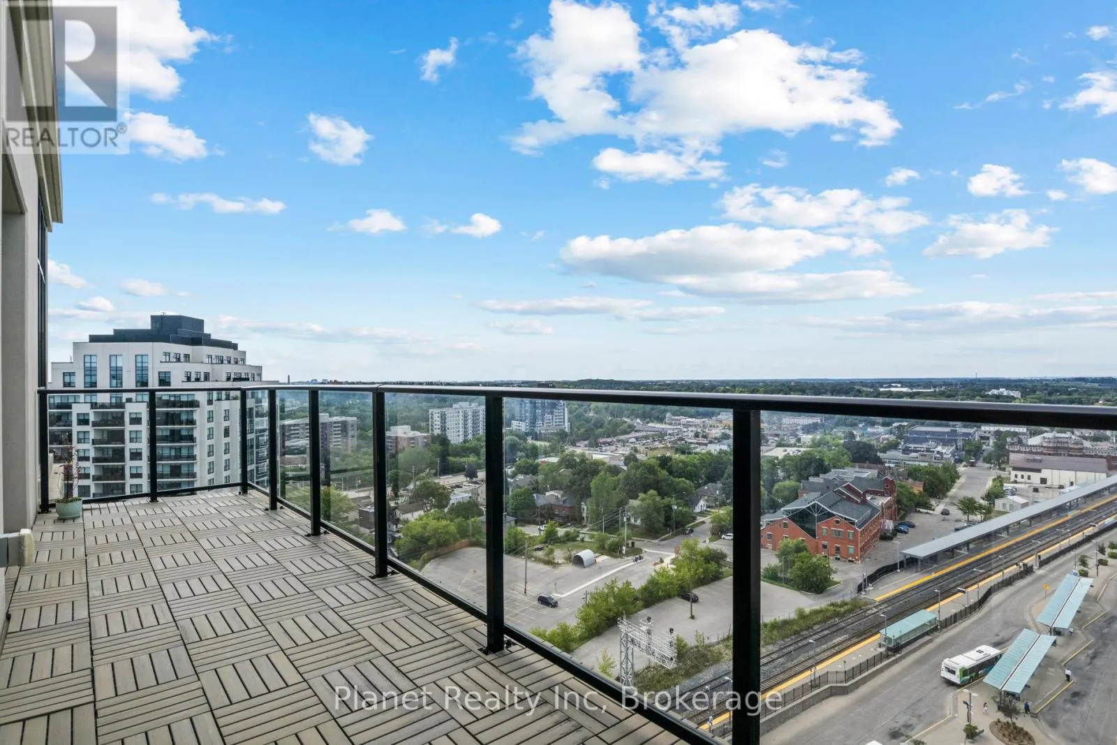 1607 - 160 MACDONELL STREET, #1607