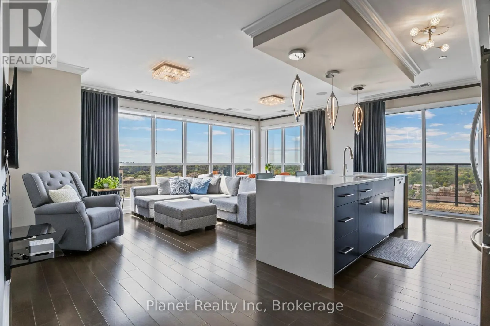 1607 - 160 MACDONELL STREET, #1607