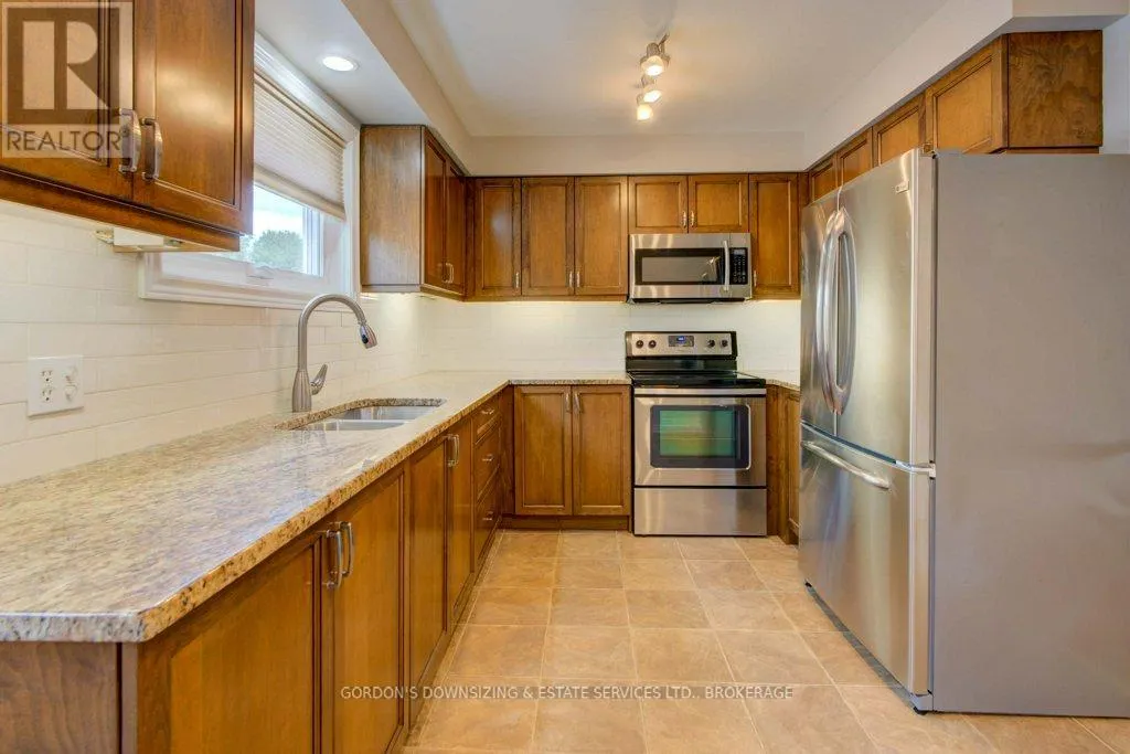467 GRANDTRUNK AVENUE