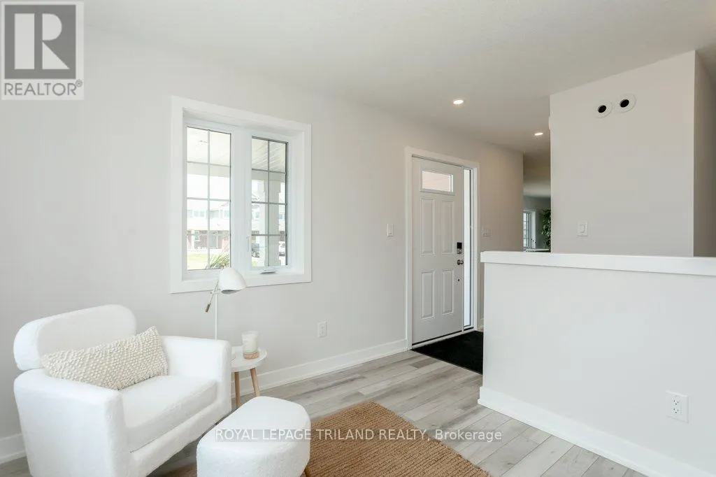 1 HARROW LANE