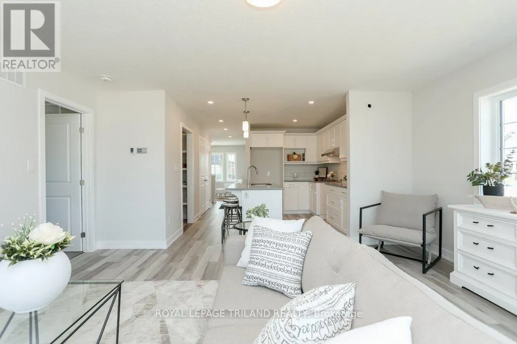 1 HARROW LANE