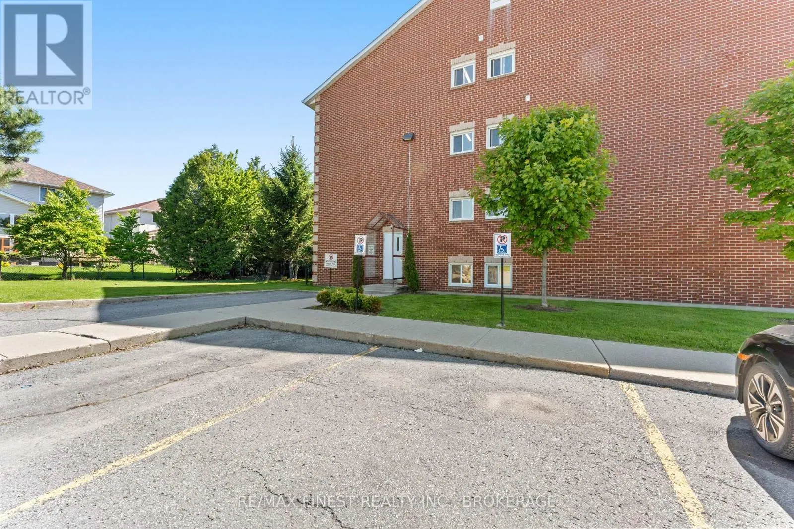 102 - 580 ARMSTRONG ROAD, #102
