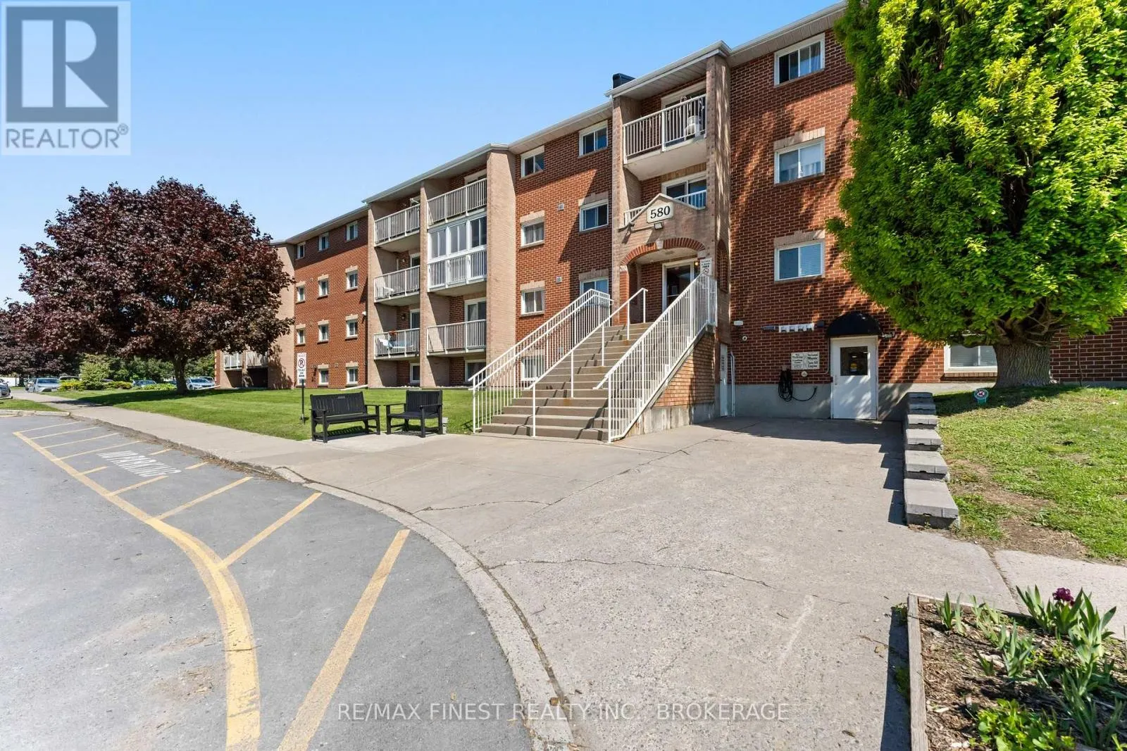 102 - 580 ARMSTRONG ROAD, #102