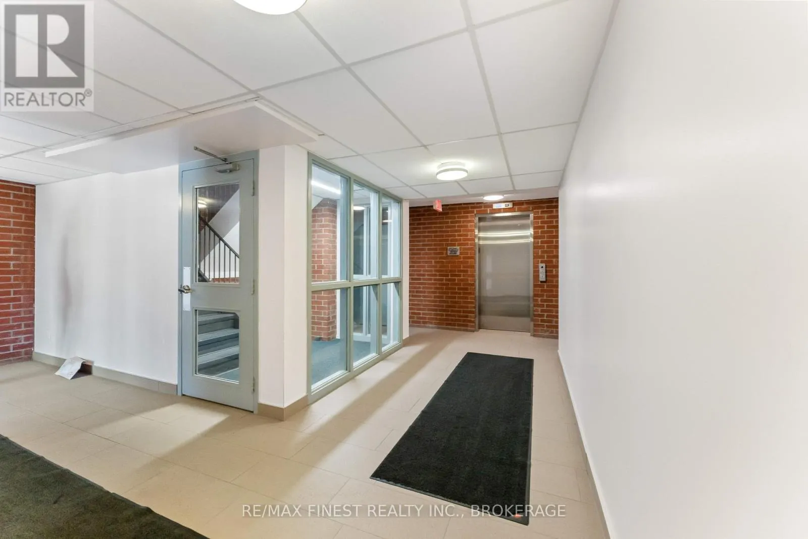 102 - 580 ARMSTRONG ROAD, #102