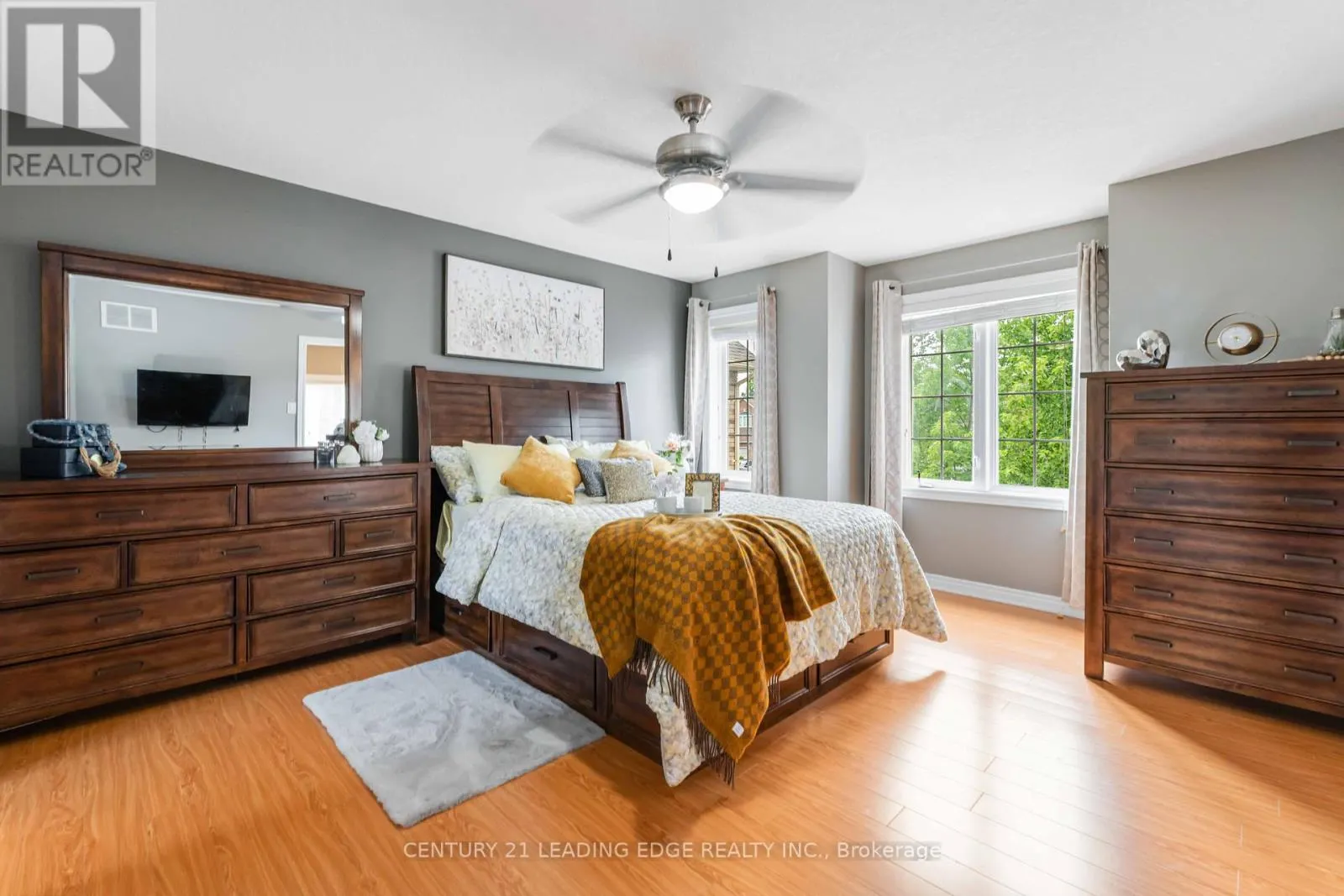 117 THOROUGHBRED BOULEVARD