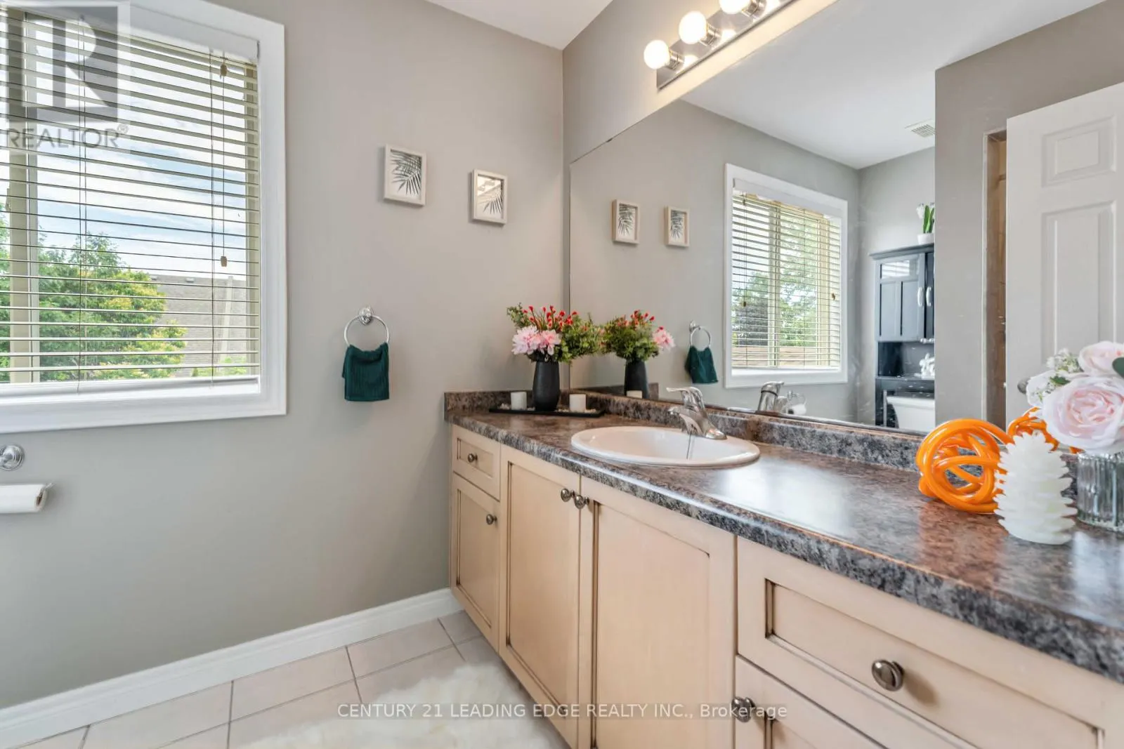 117 THOROUGHBRED BOULEVARD