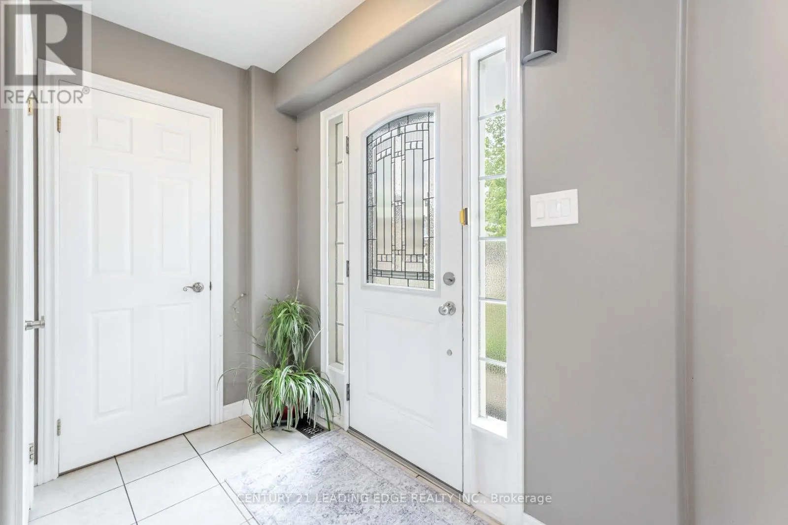 117 THOROUGHBRED BOULEVARD