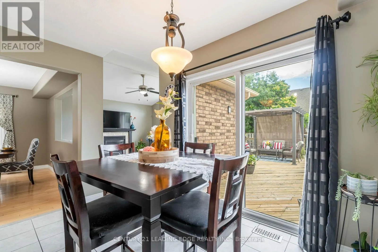 117 THOROUGHBRED BOULEVARD