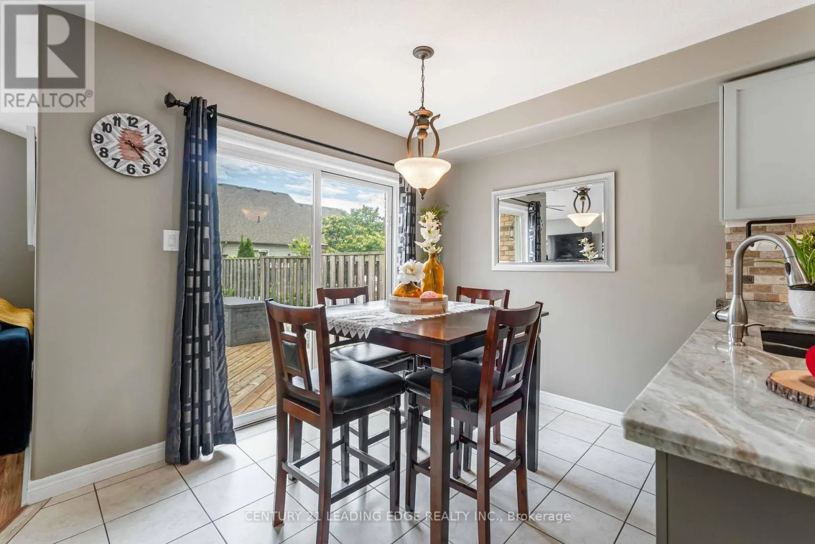 117 THOROUGHBRED BOULEVARD
