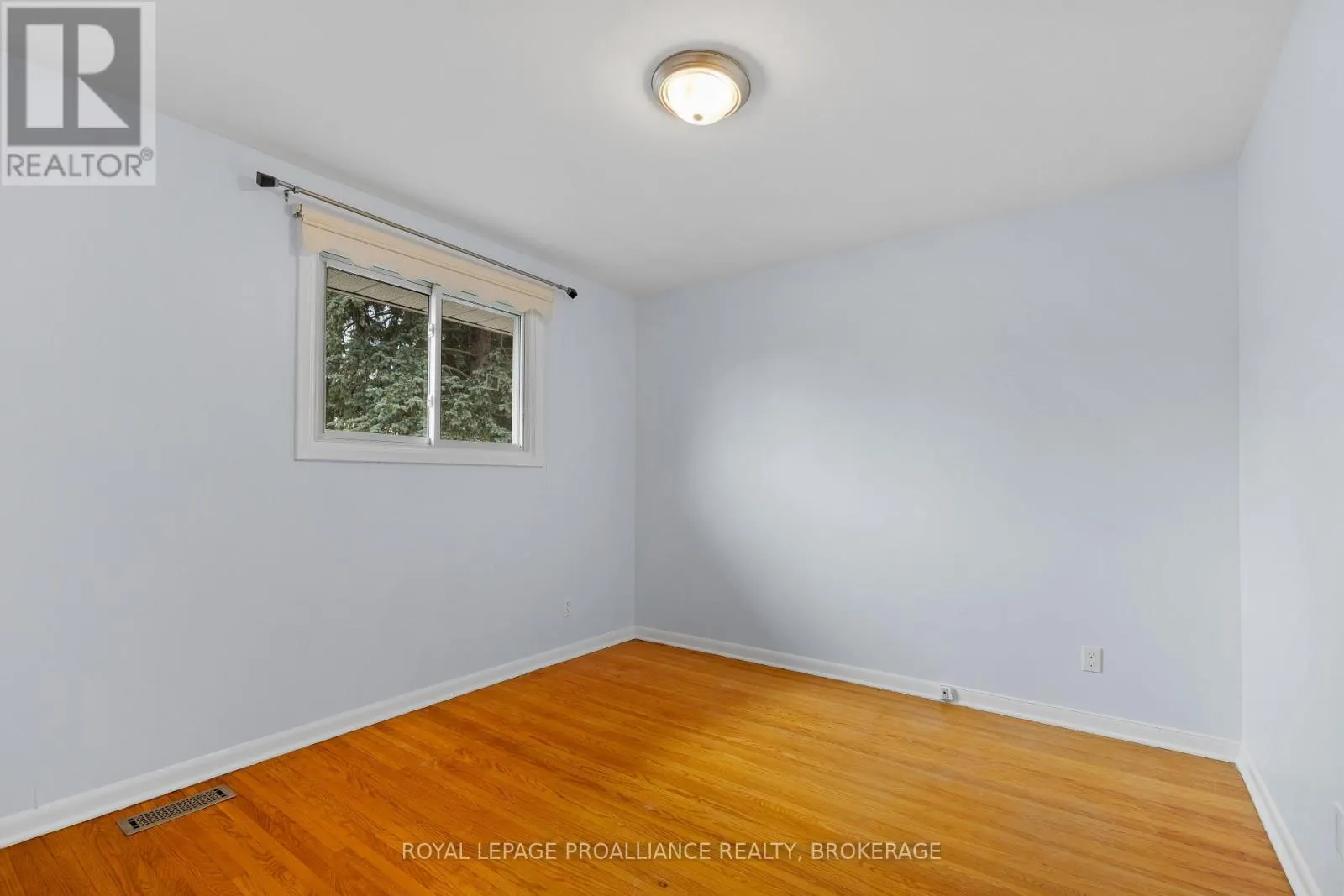 350 NORMAN ROGERS DRIVE