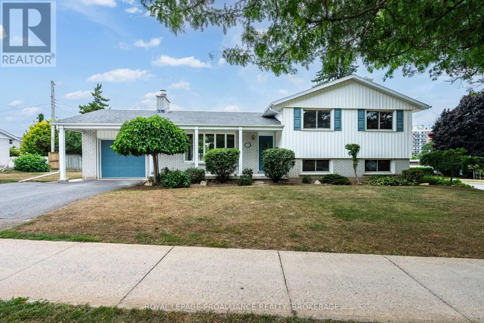 350 NORMAN ROGERS DRIVE
