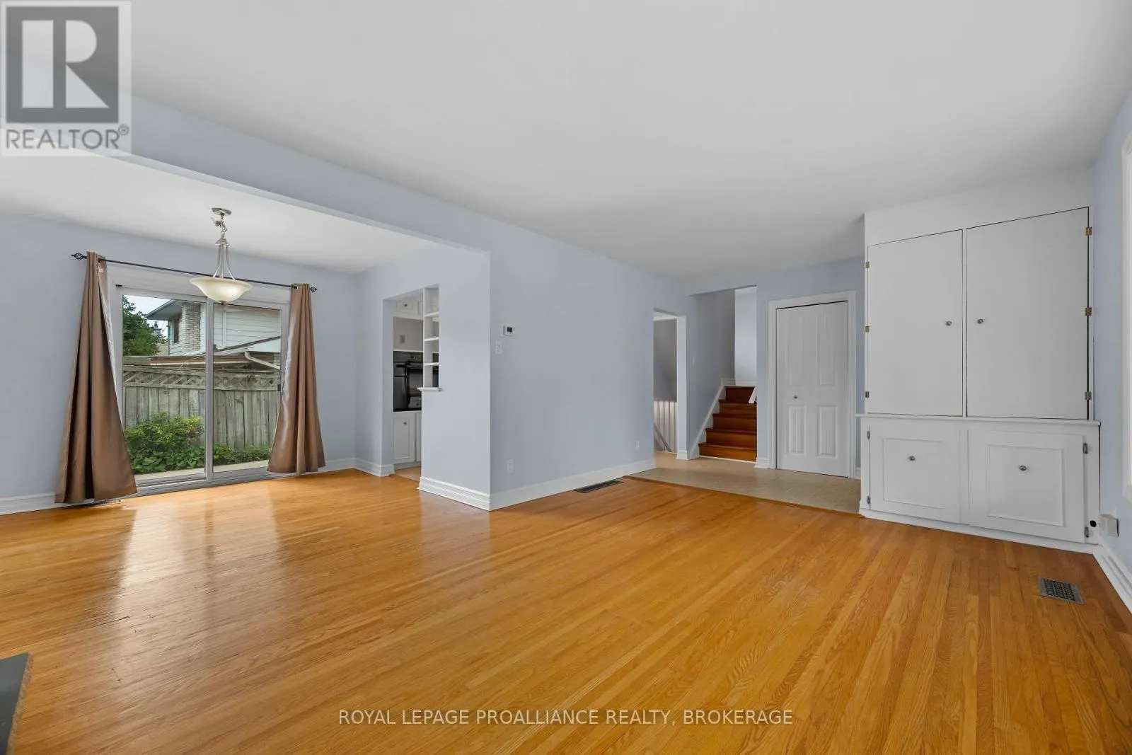 350 NORMAN ROGERS DRIVE