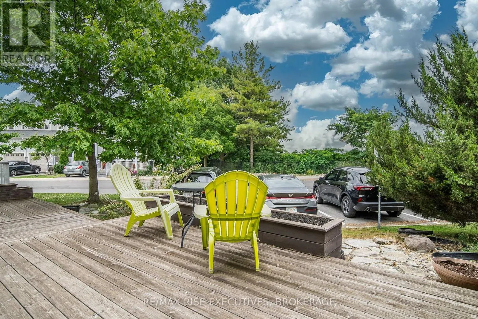 903 ASCOT LANE