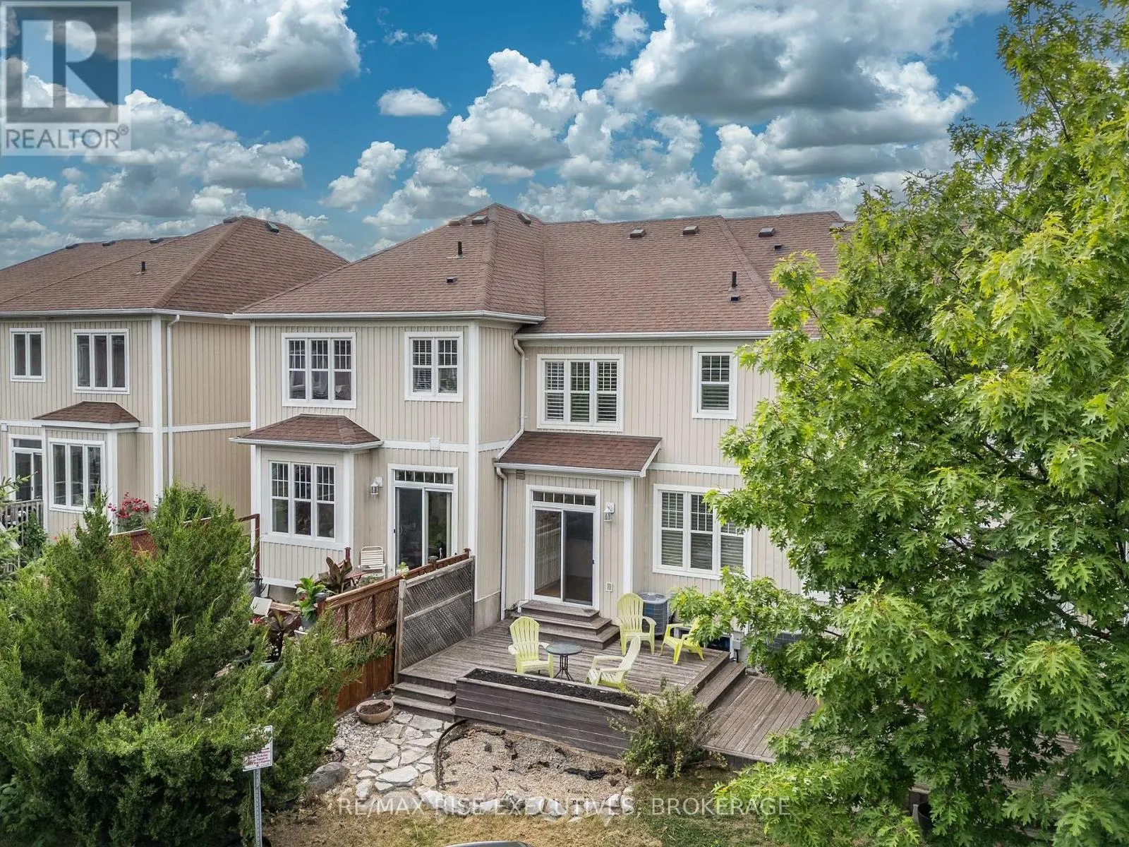 903 ASCOT LANE