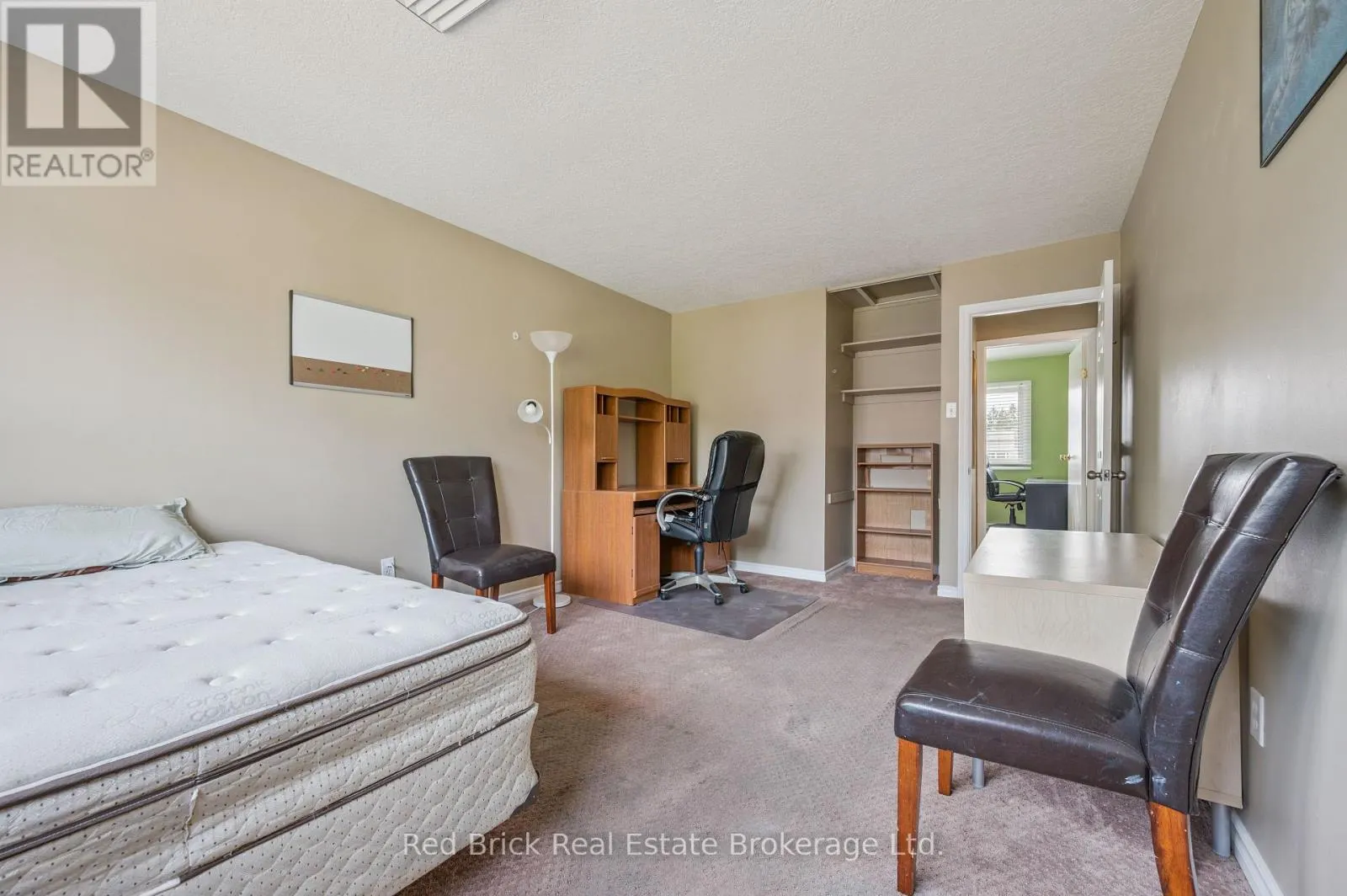 16 - 121 UNIVERSITY AVENUE E, #16