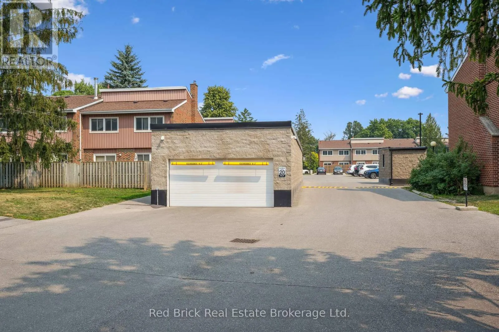 16 - 121 UNIVERSITY AVENUE E, #16