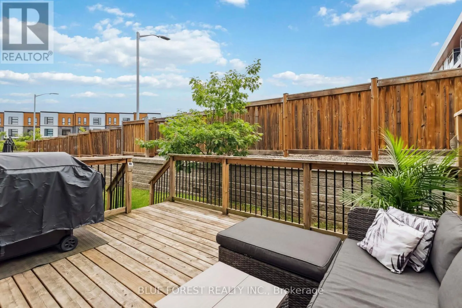 102 - 275 CALLAWAY ROAD, #102