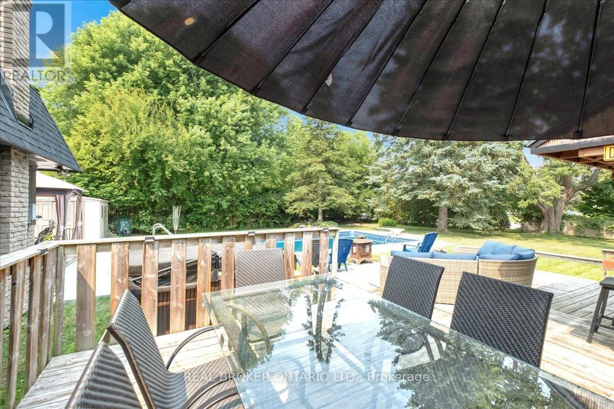 51 SOUTHGLEN ROAD