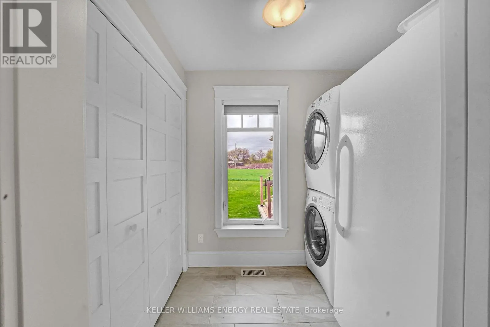 73 WHITE CHAPEL ROAD