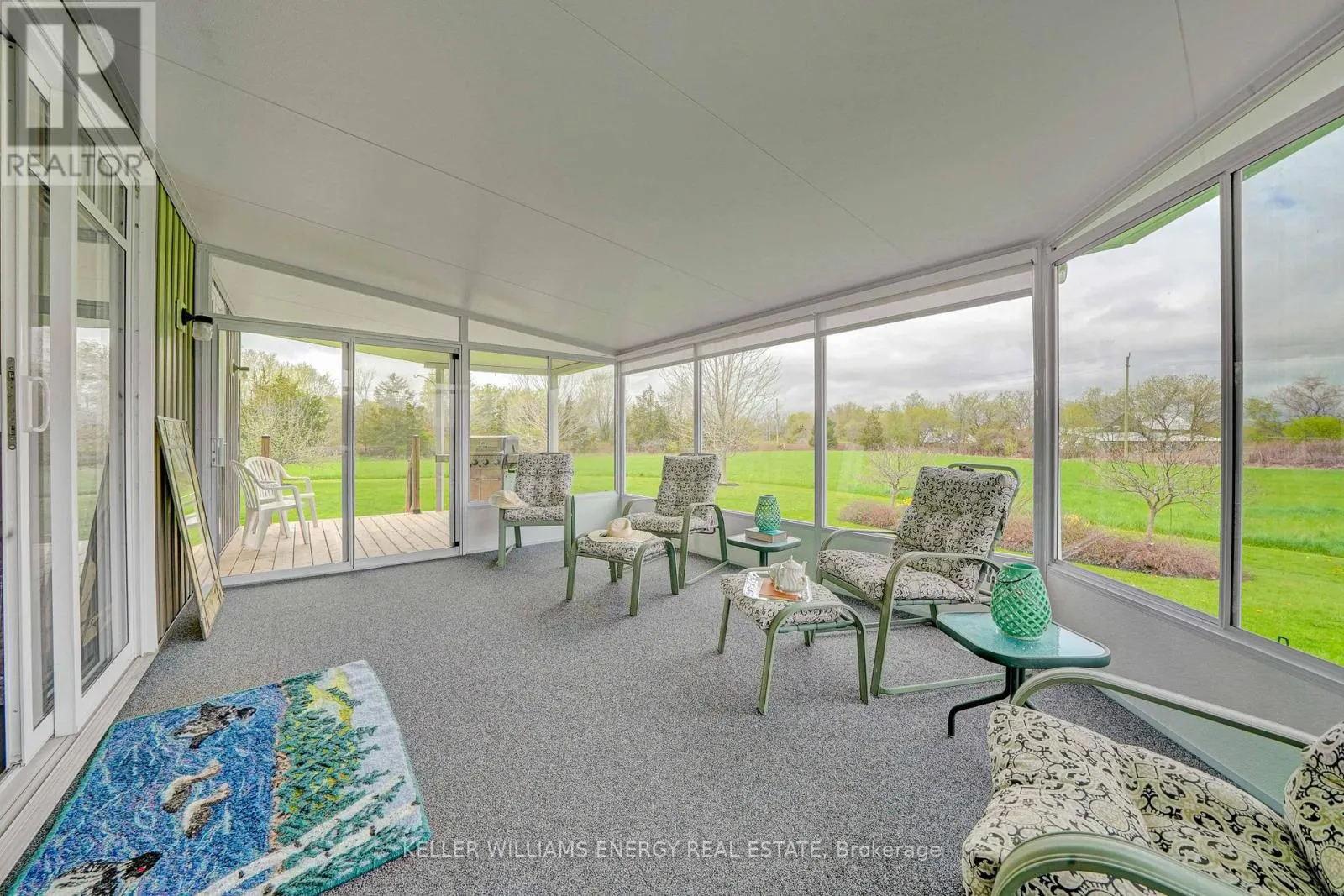 73 WHITE CHAPEL ROAD