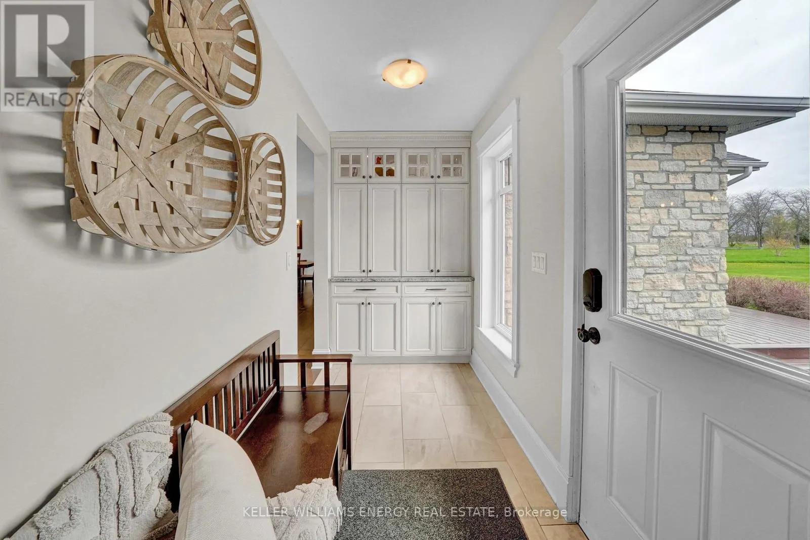 73 WHITE CHAPEL ROAD