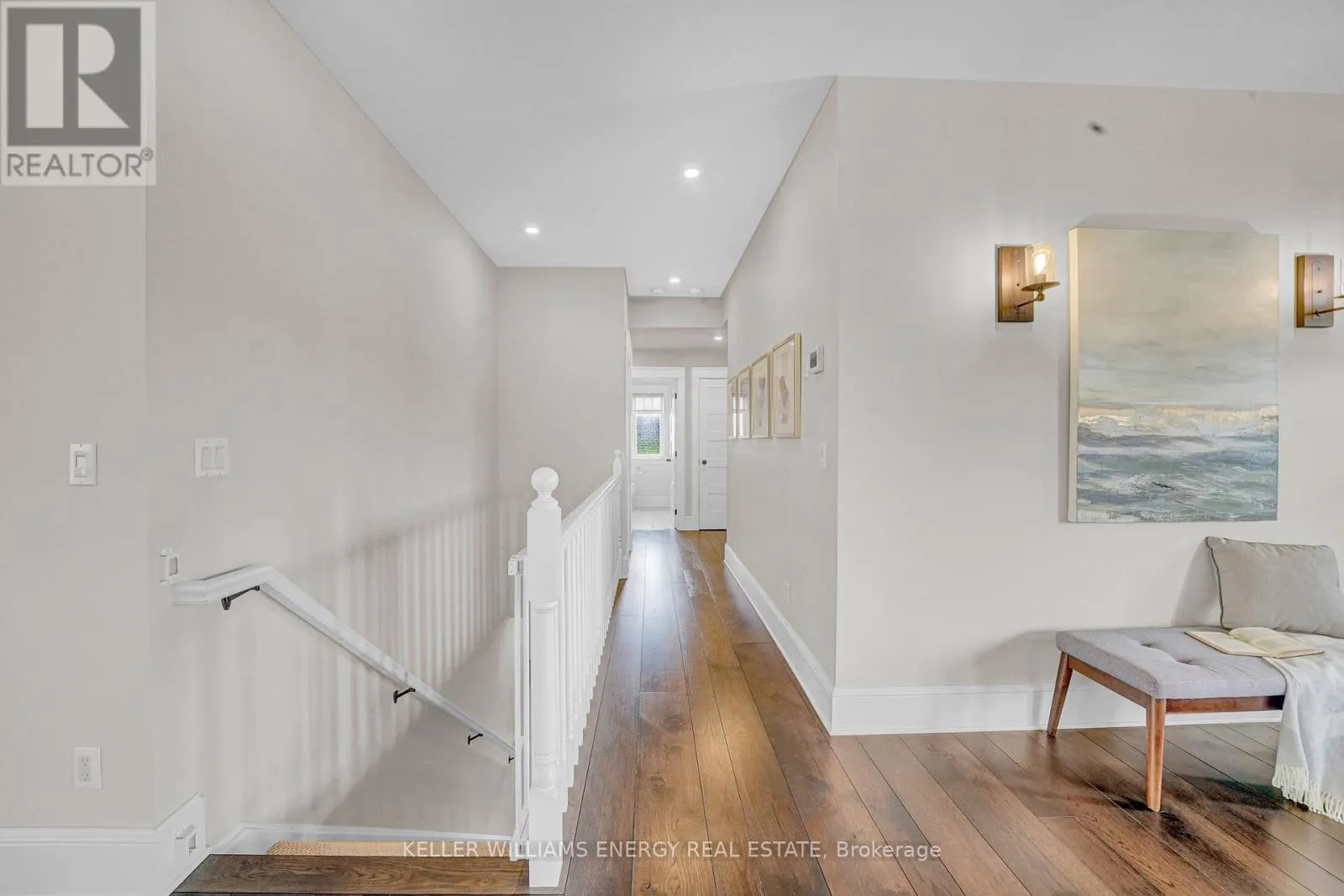 73 WHITE CHAPEL ROAD