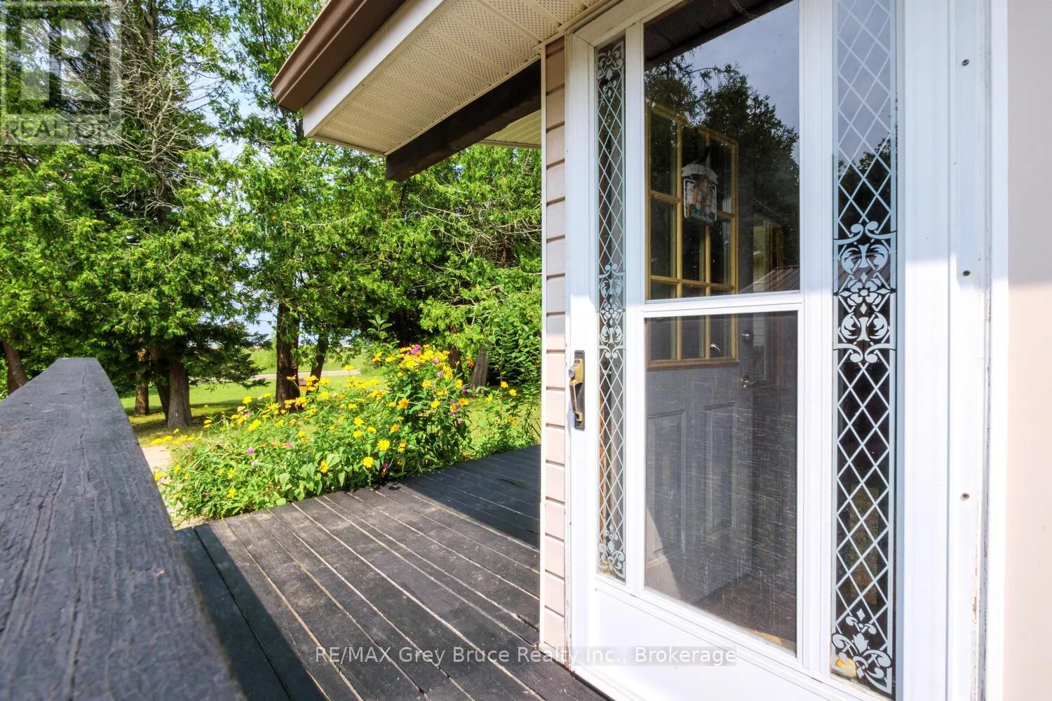465 SHORELINE AVENUE