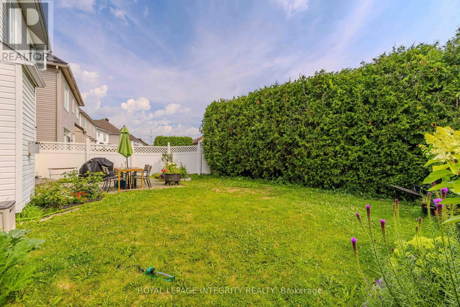 2123 ESPRIT DRIVE