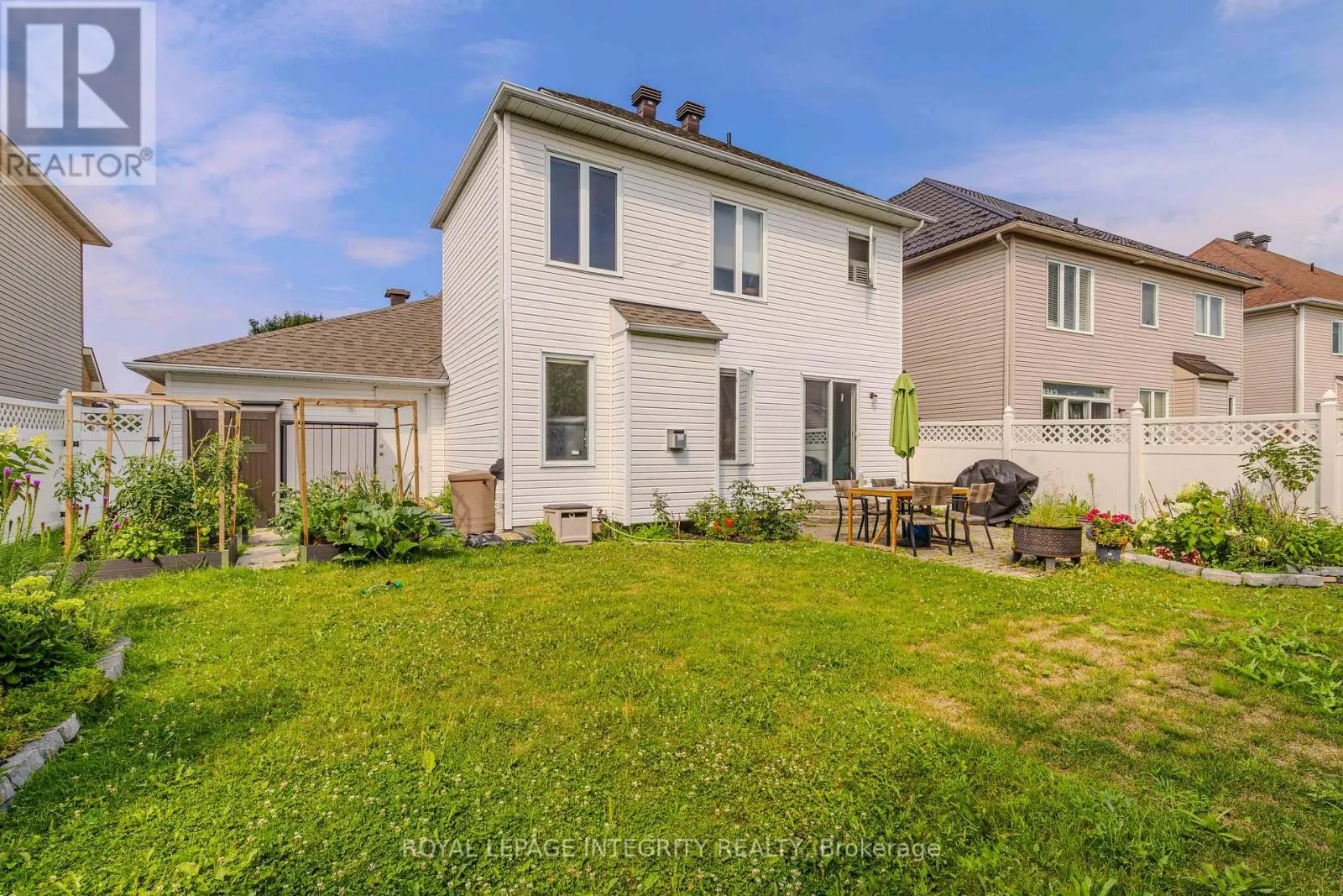 2123 ESPRIT DRIVE