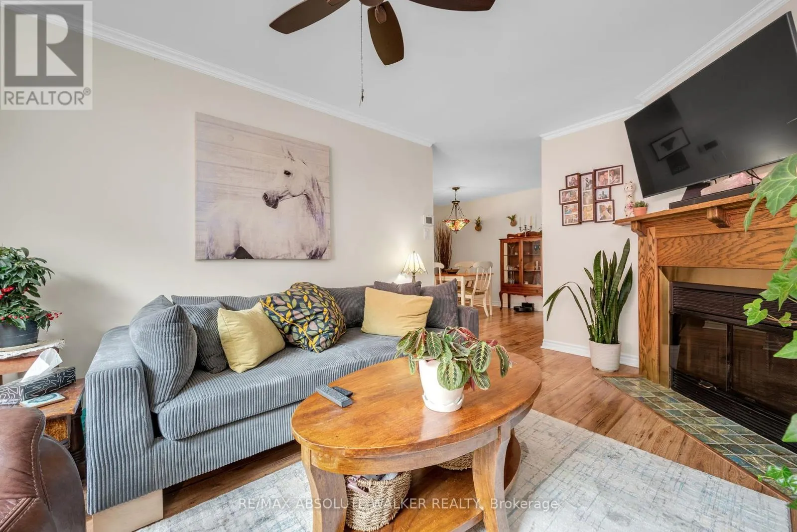 52 - 105 CLAIBORNE WAY