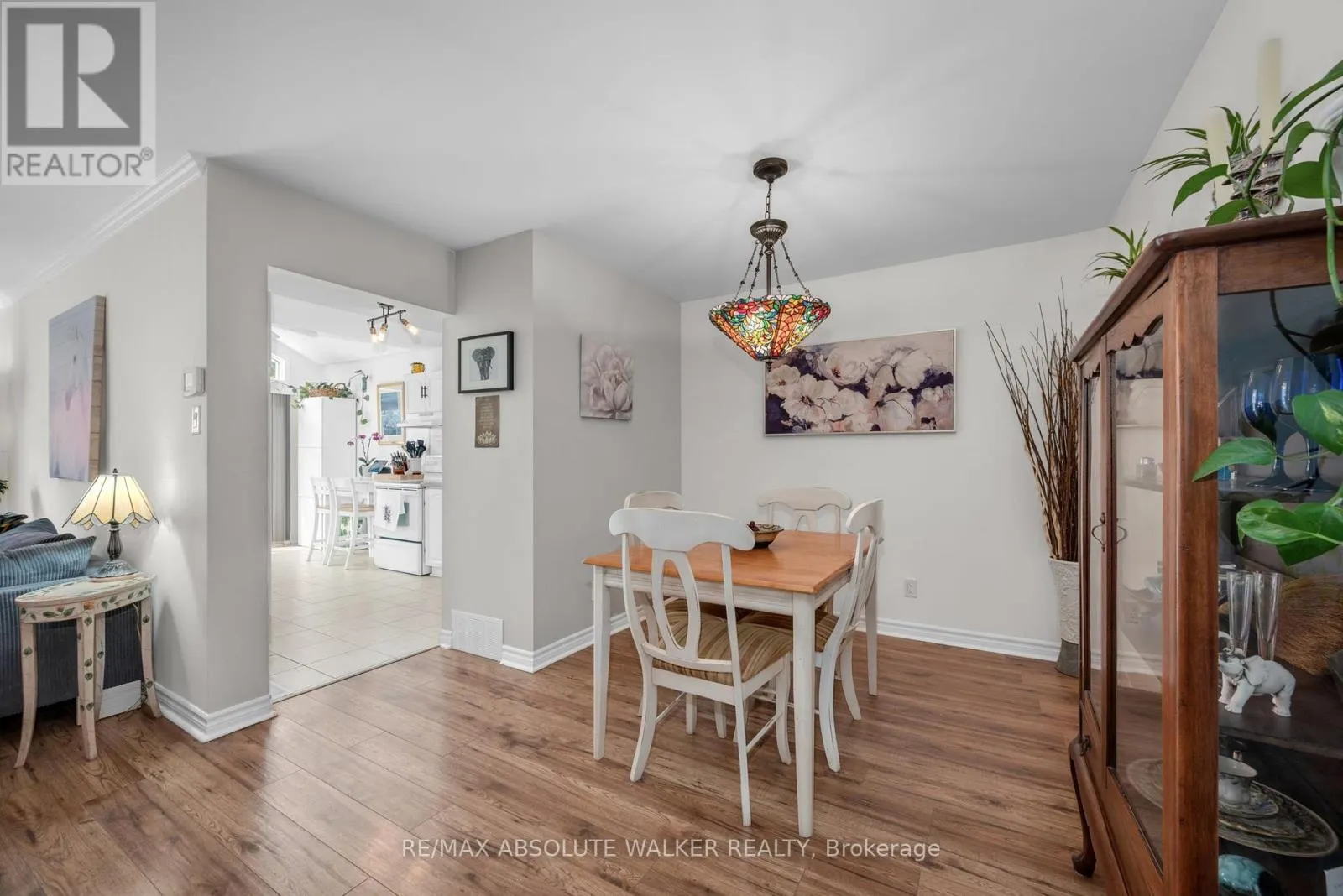 52 - 105 CLAIBORNE WAY