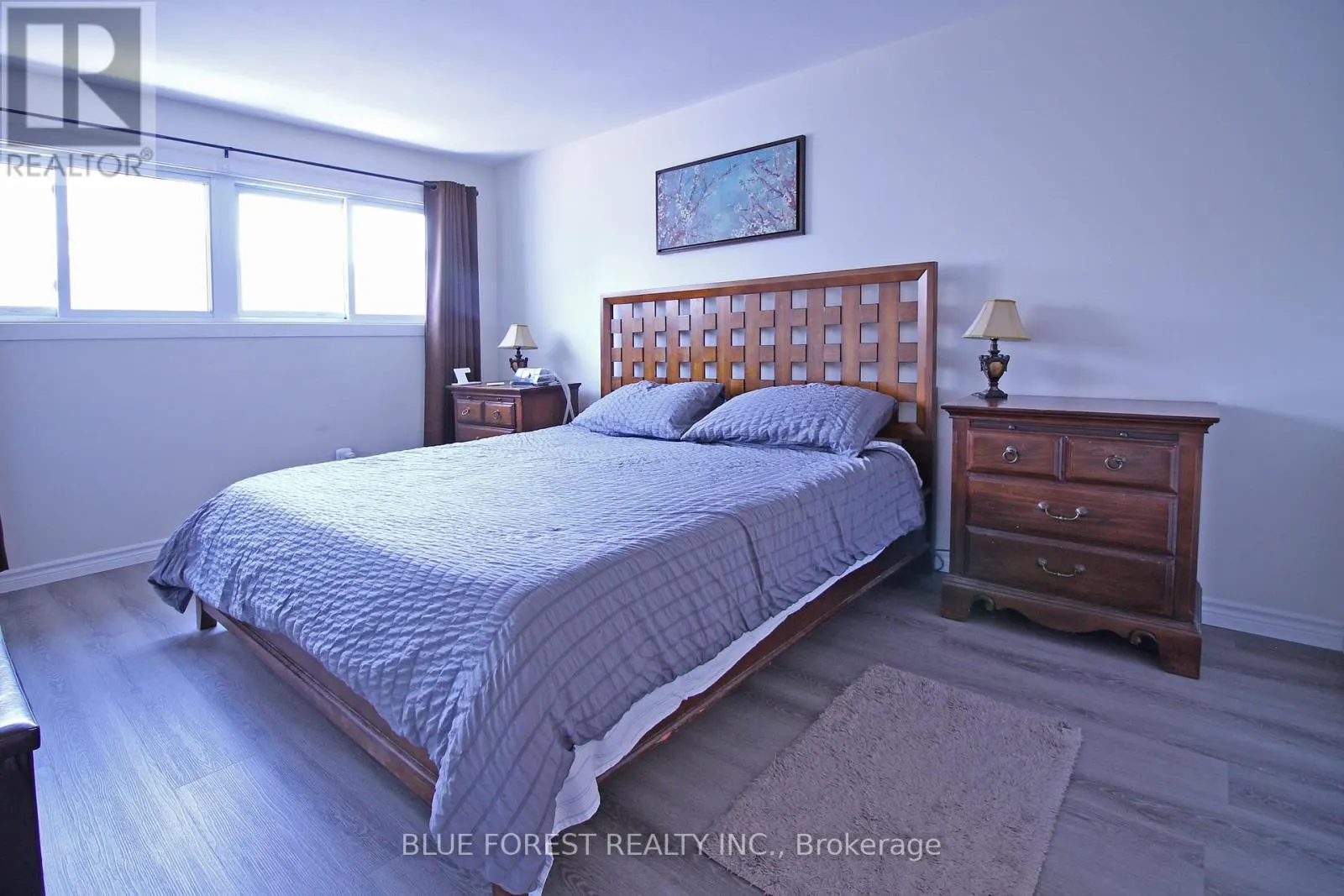 8 - 590 MILLBANK DRIVE, #8